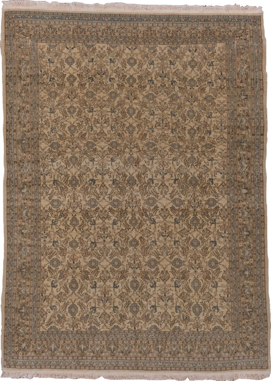 6' x 8' one-of-a-kind handmade vintage Sivas medium size rug. Color palette: gray, pink, light gray, off-white, brown, snow