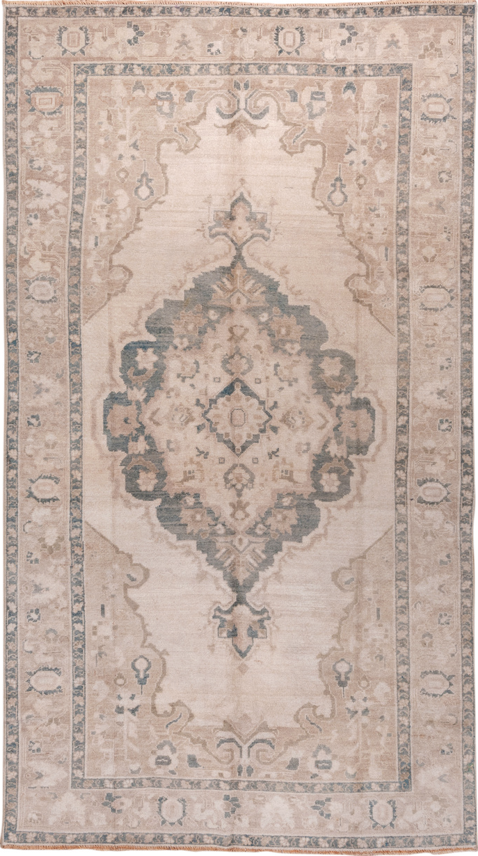 3' x 6' one-of-a-kind handmade vintage Malayer small size rug. Color palette: light gray, off-white, gray, pink, dim gray