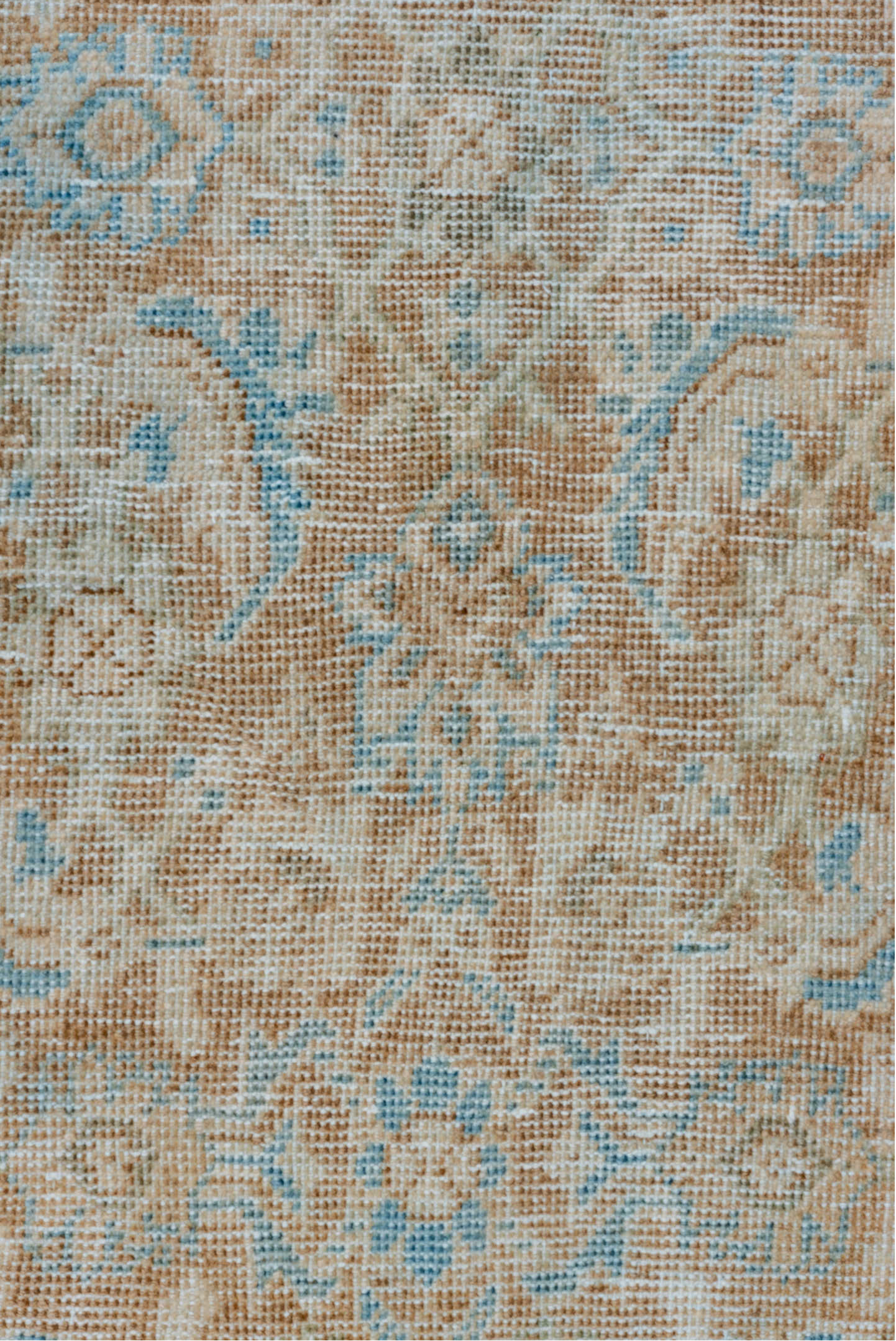8' x 10' one-of-a-kind handmade vintage Mahal large size rug. Color palette: off-white, gray, brown, light gray, light blue