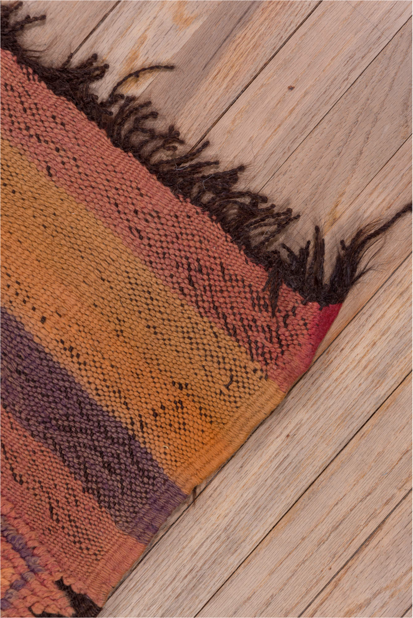 5' x 10' one-of-a-kind handmade vintage Moroccan medium size rug. Color palette: brown, gray, light gray, off-white, pink