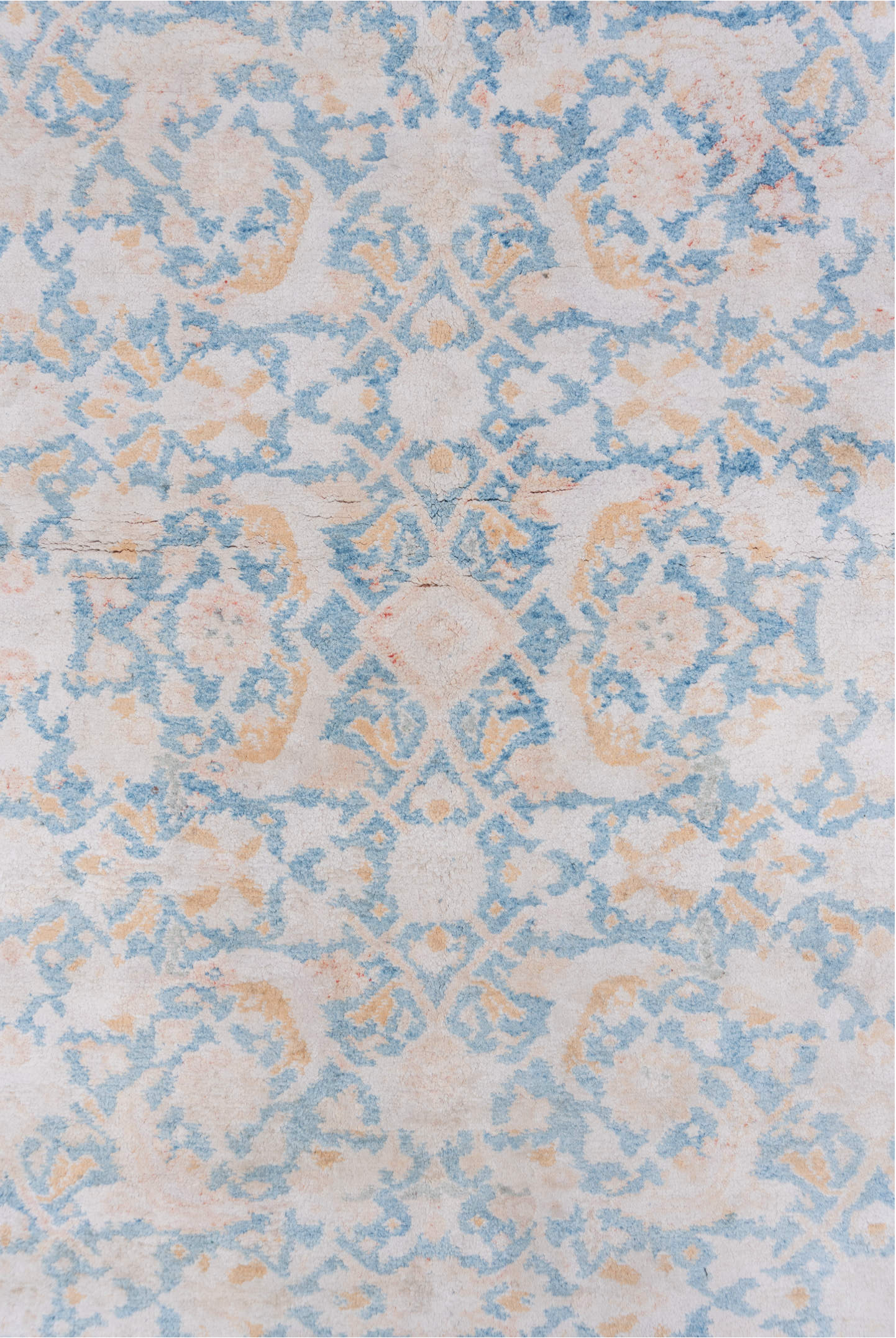 4' x 6' one-of-a-kind handmade vintage Agra small size rug. Color palette: gray, light blue, off-white, light gray, brown