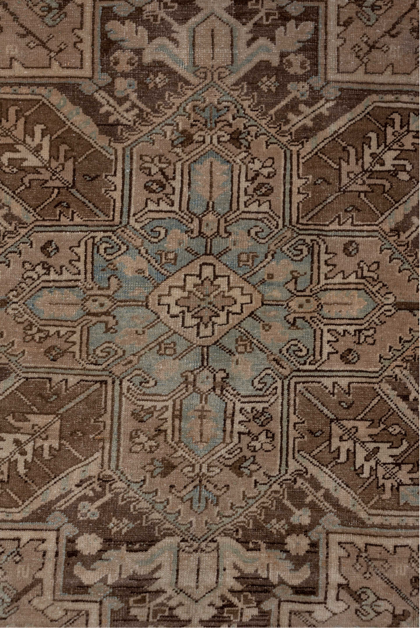 8' x 10' one-of-a-kind handmade vintage Heriz large size rug. Color palette: brown, gray, light gray, off-white, pink, white