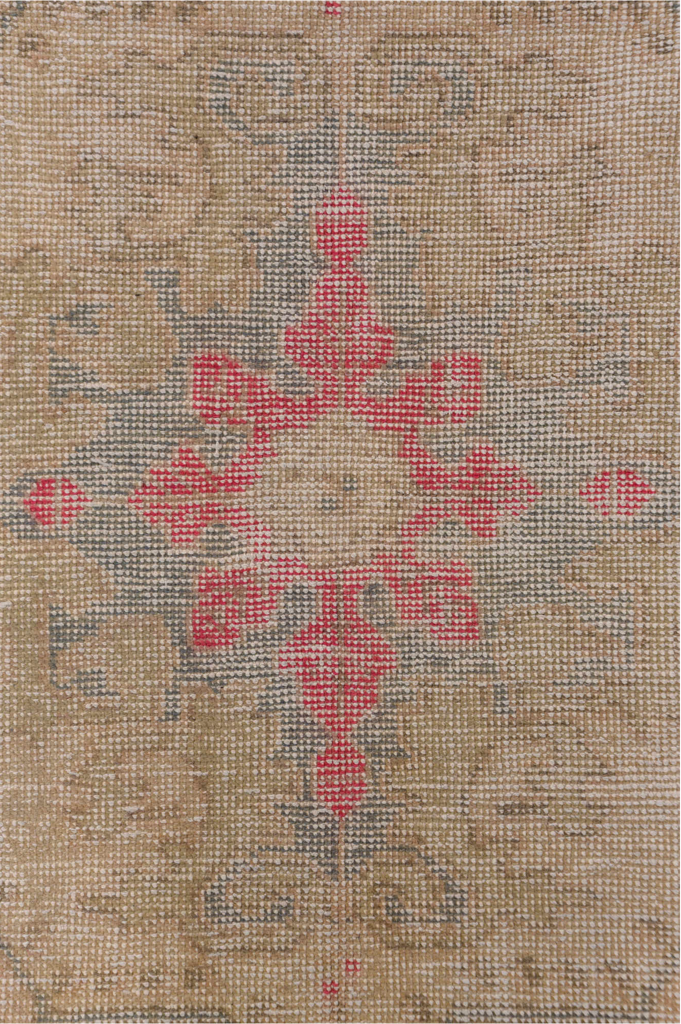 4' x 6' one-of-a-kind handmade vintage Oushak small size rug. Color palette: brown, gray, light gray, off-white, pink, snow