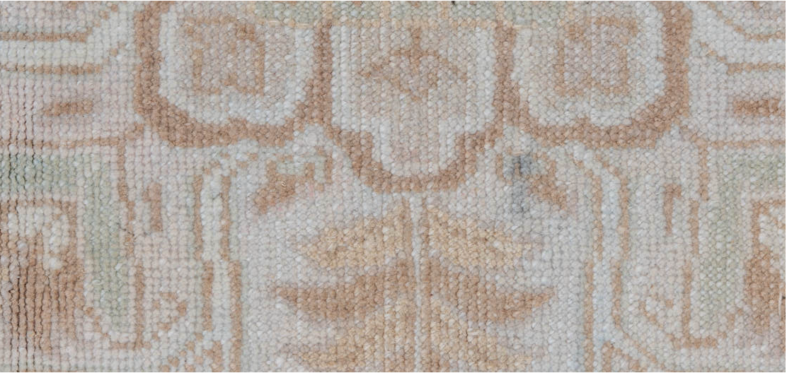 7' x 9' one-of-a-kind handmade vintage Heriz rug. Color palette: gainsboro, gray, light gray, off-white, pink, silver, snow