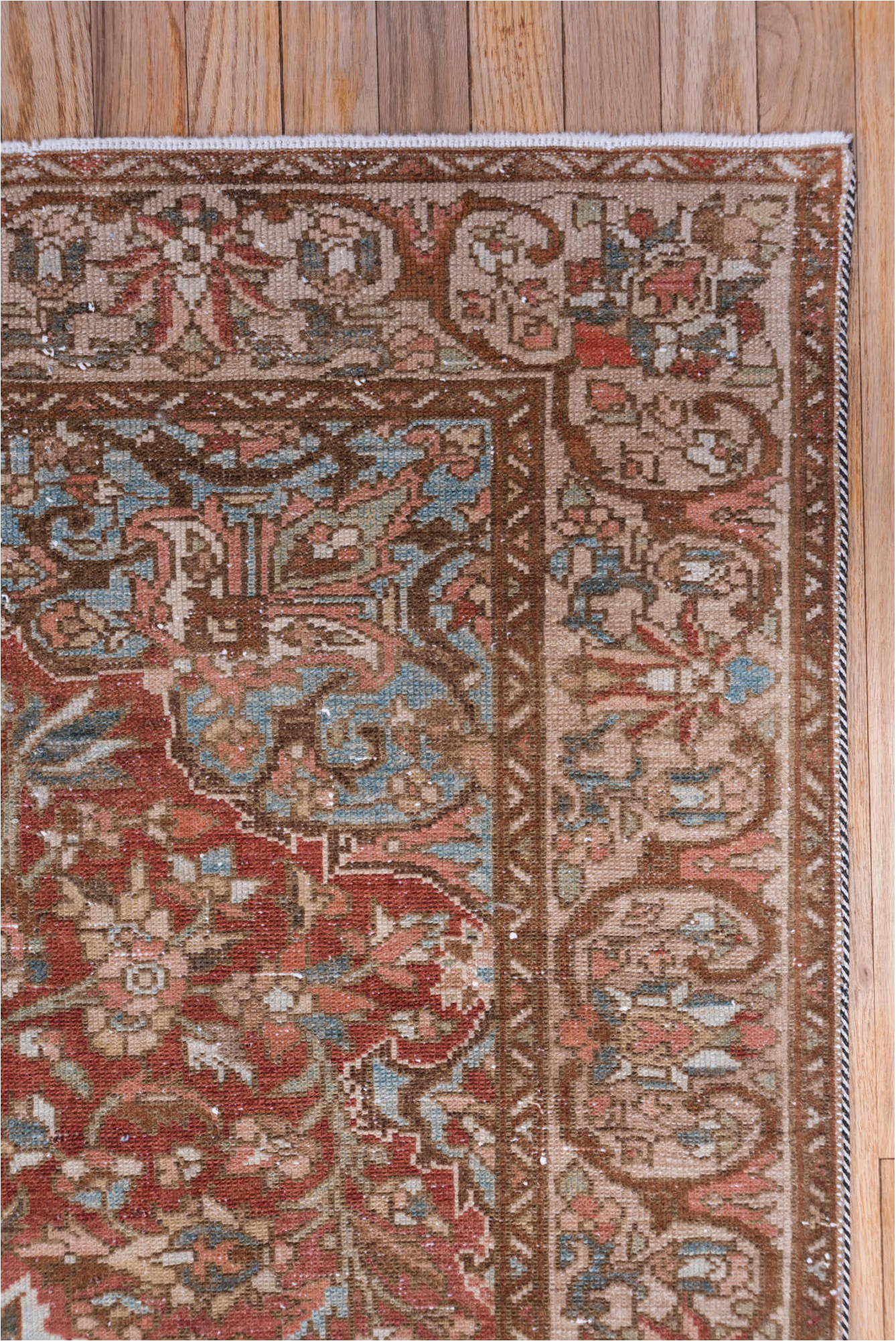 4' x 6' one-of-a-kind handmade vintage Baktiary small size rug. Color palette: brown, dark gray, ghost white, gray