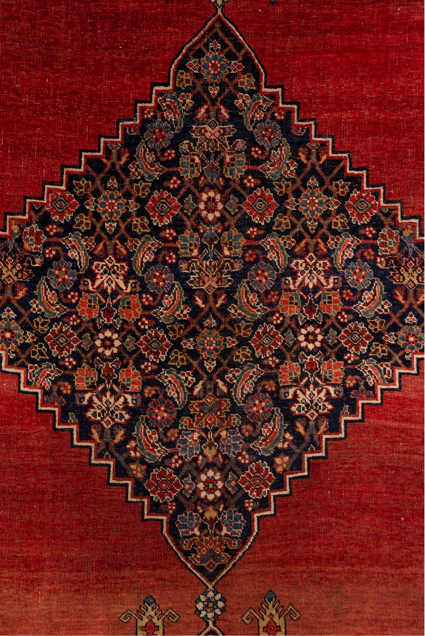 9' x 14' one-of-a-kind handmade vintage Bidjar large size rug. Color palette: gray, black, off-white, brown, red, pink, blue